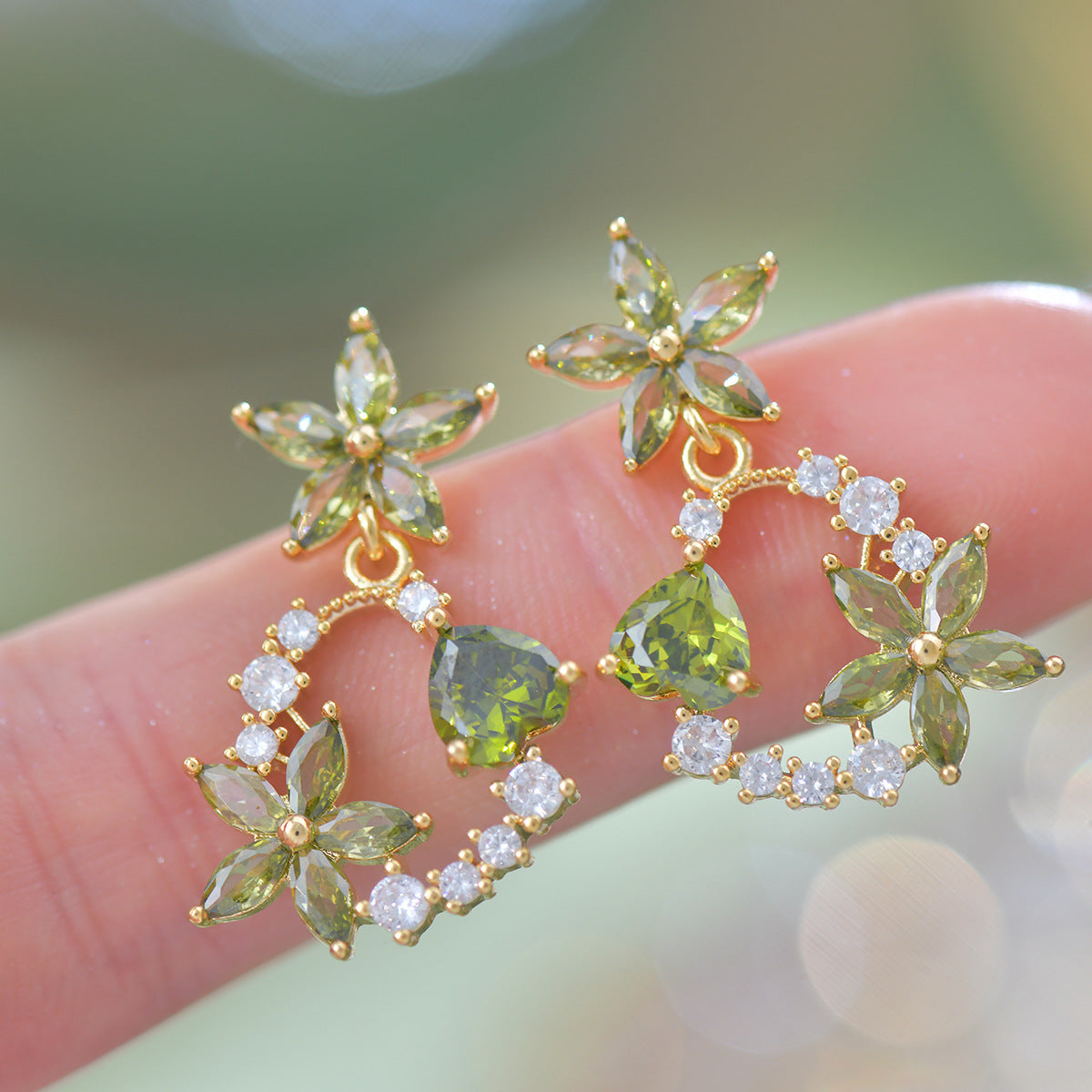 Floral Bay - Vintage Olive Green Zirconia Flower Jewelry Set - Gold-Plated 14K Necklace, Bracelet, and Earrings Set